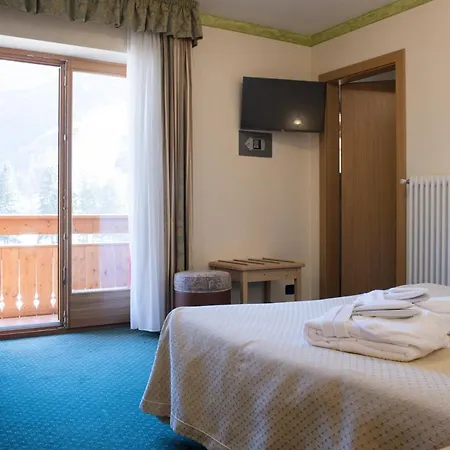 Hotel Crepei Pozza di Fassa