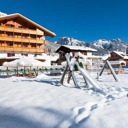 Crepei 3* Pozza di Fassa